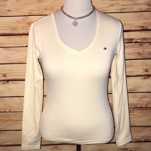 Tommy Hilfiger Tops - Tommy Hilfiger Cream Classic V Neck Tee